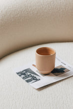Lade das Bild in den Galerie-Viewer, THE NAKOA "ALORA" CAPPUCINO CUP - SET OF 4 (Sunny Peach)
