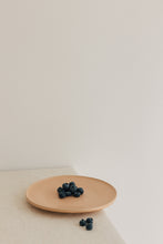 Lade das Bild in den Galerie-Viewer, THE NAKOA "ALORA" DESSERT PLATE - SET OF 4 (Sunny Peach)
